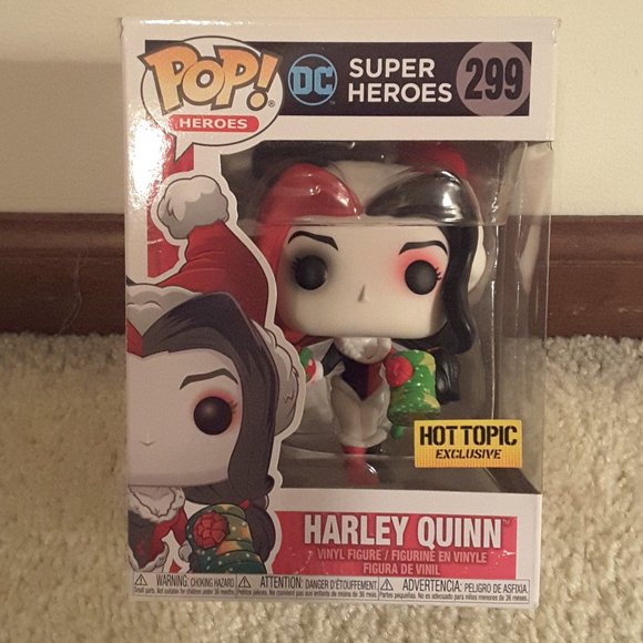 Holiday Harley Quinn Funko 299 NIB - Picture 1 of 6